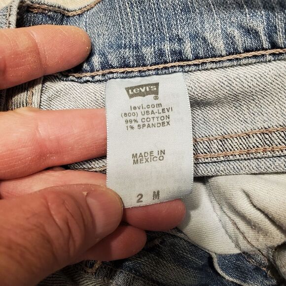 Levi's Faded Denim Jeans Flare Leg Size 2M - Picture 7 of 12